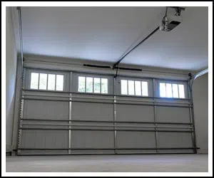 United Garage Door Repair Service Milwaukee, WI 262-320-4618
