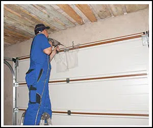 United Garage Door Repair Service Milwaukee, WI 262-320-4618
